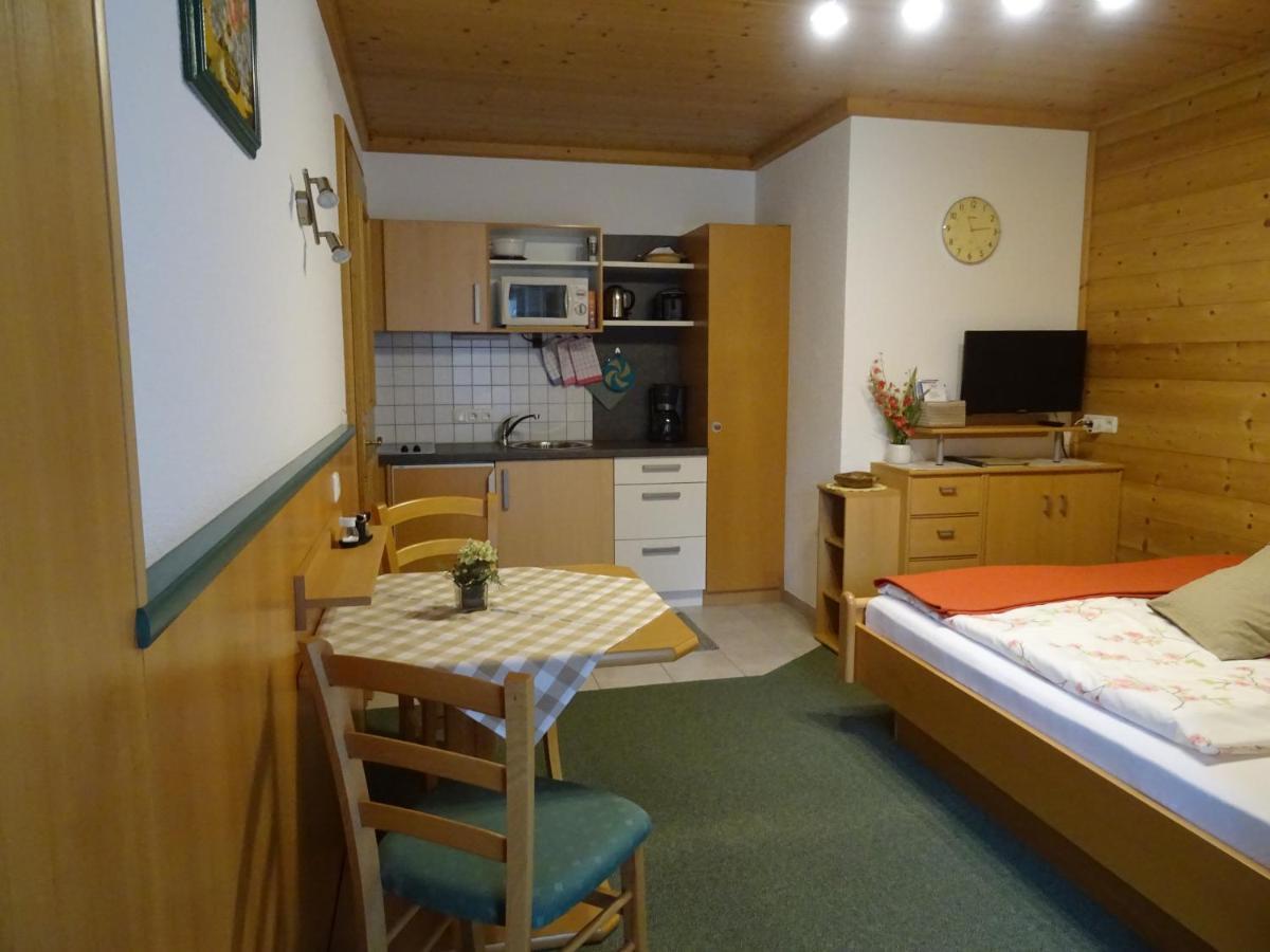 Ferienwohnungen Niederacher ฟีบาบรุนน์ ภายนอก รูปภาพ